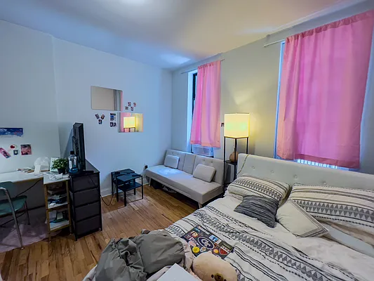 Rented by Denise Rosenblum, LREB | media 14