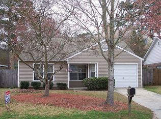 42 N Berwick Dr, Savannah, GA 31406