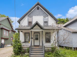 1018 Oak St, Kalamazoo, MI 49008