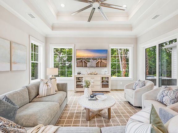 4th image of 1506 Coastal Cove Lane
