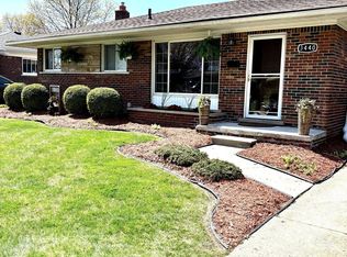 3440 Maidstone St, Trenton, MI 48183