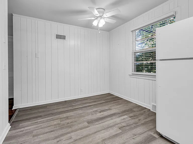 1606 Burton Ave #B — Photo 9