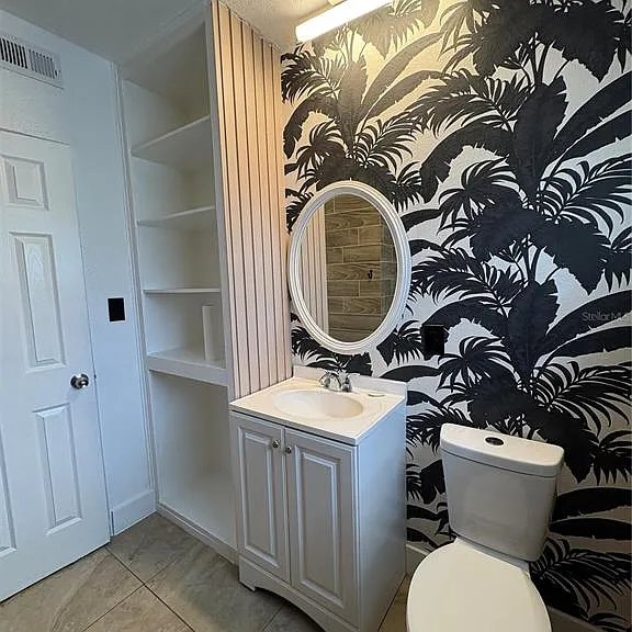 821 S Solandra Dr — Photo 25