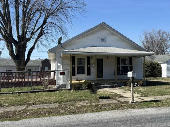 610 S Hancock St, McLeansboro, IL 62859