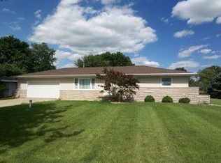 810 County Road 1200 E, Tolono, IL 61880