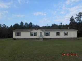 330 Twin Creek Dr, Smithfield, NC 27577