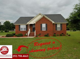 1208 Old Village Rd, Greenville, NC 27834