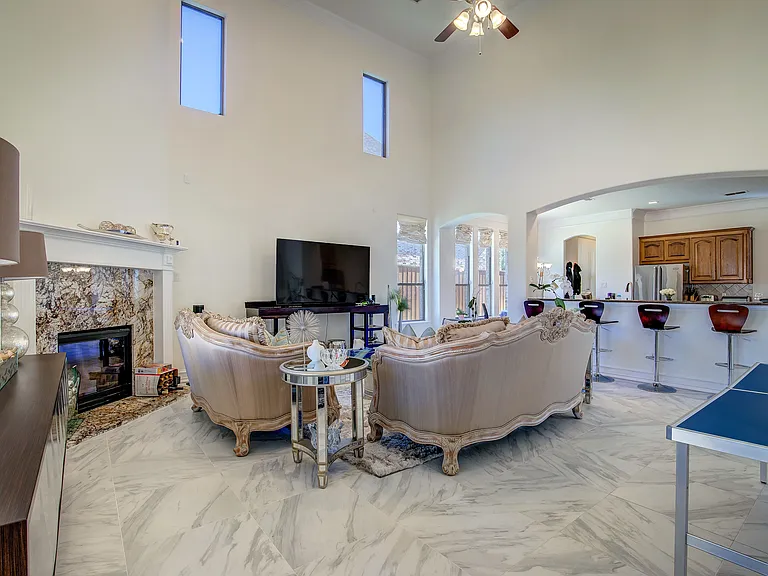 6815 Sawmill Rd — Photo 14