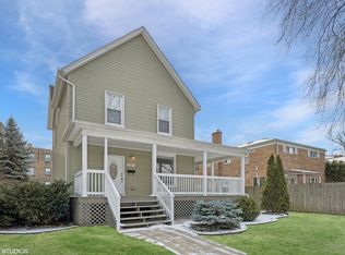 1743 W Chase Ave, Chicago, IL 60626