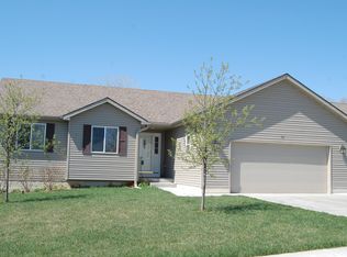 85 Switchgrass Ln, Bennet, NE 68317