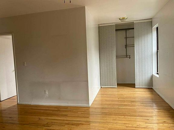 3rd image of 102 E 103rd St APT 27