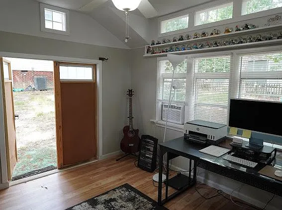 8943 Castle Point Dr — Photo 7