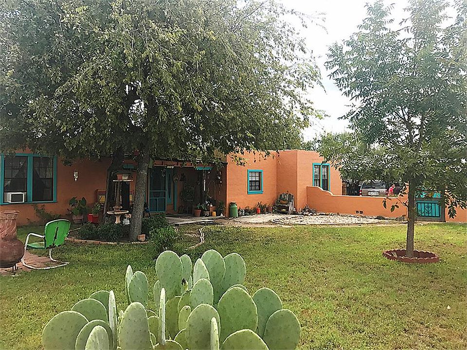 1st image of 590 Ramos St