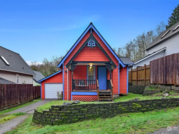 6517 NE Pear Street, Suquamish, WA 98392