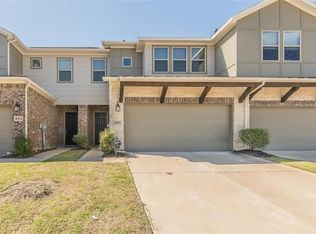 8304 Tuscarora Ln, Dallas, TX 75252