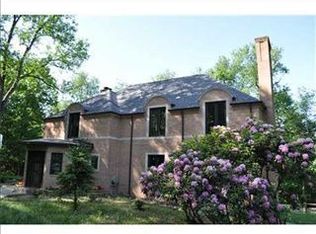 943 Field Club Rd, Pittsburgh, PA 15238