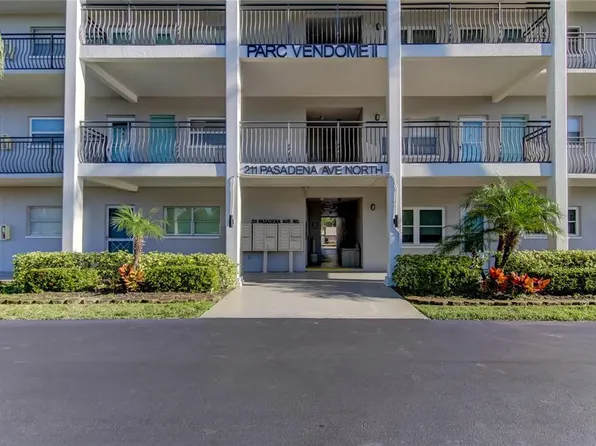 211 PASADENA AVENUE N #107, ST PETERSBURG, FL 33710