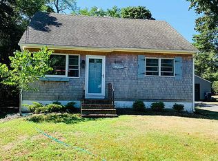 4460 Noyac Rd, Sag Harbor, NY 11963