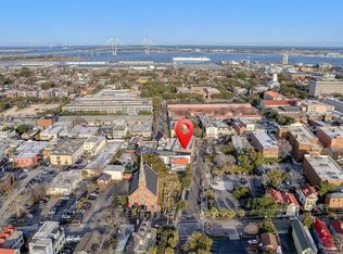 2 Radcliffe St, Charleston, SC 29403
