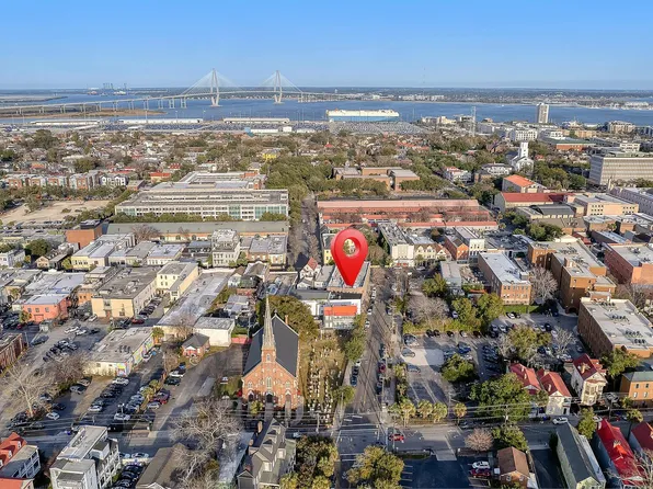 2 Radcliffe St, Charleston, SC 29403