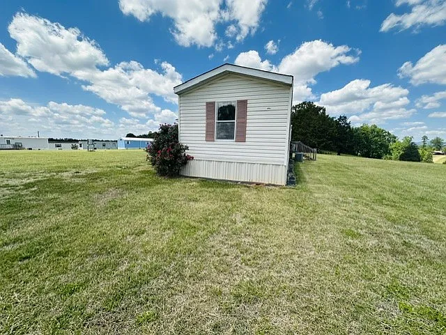 2 bed, 1000 sqft, $1,000 — Photo 2