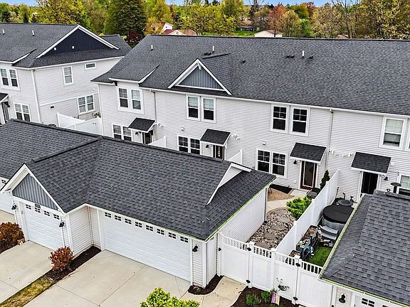 3rd image of 6897 Myers Lake Ave NE