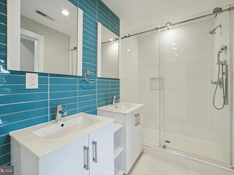 1405 Frankford Ave #504 — Photo 16