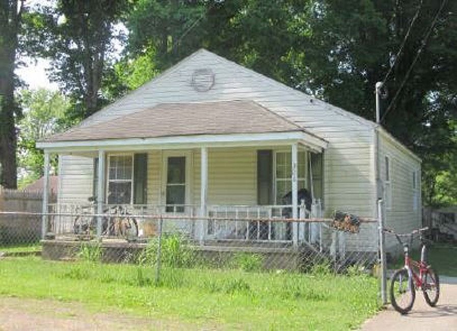 326 Monroe St, Rupert, WV 25984 Zillow