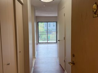 2111 Wisconsin Ave NW APT 424, Washington, DC 20007
