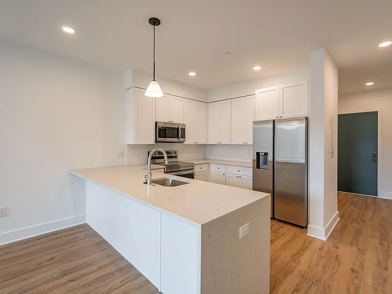 The Howell - 2101 Washington Ave — Photo 96