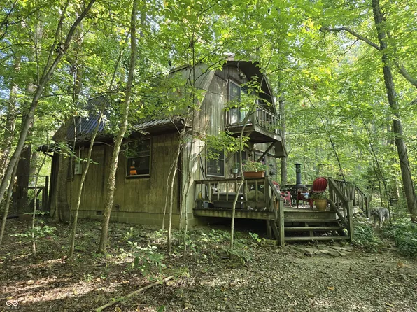 1700 Dogwood Lake Dr, Spencer, IN 47460