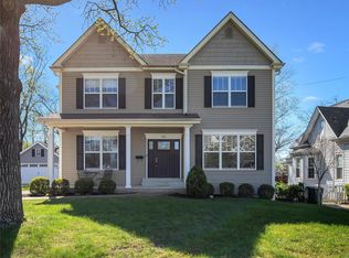 915 Simmons Ave, Saint Louis, MO 63122