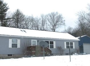142 Cornflower Ln, Towanda, PA 18848