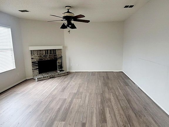 4th image of 3609 Willow Creek Trl