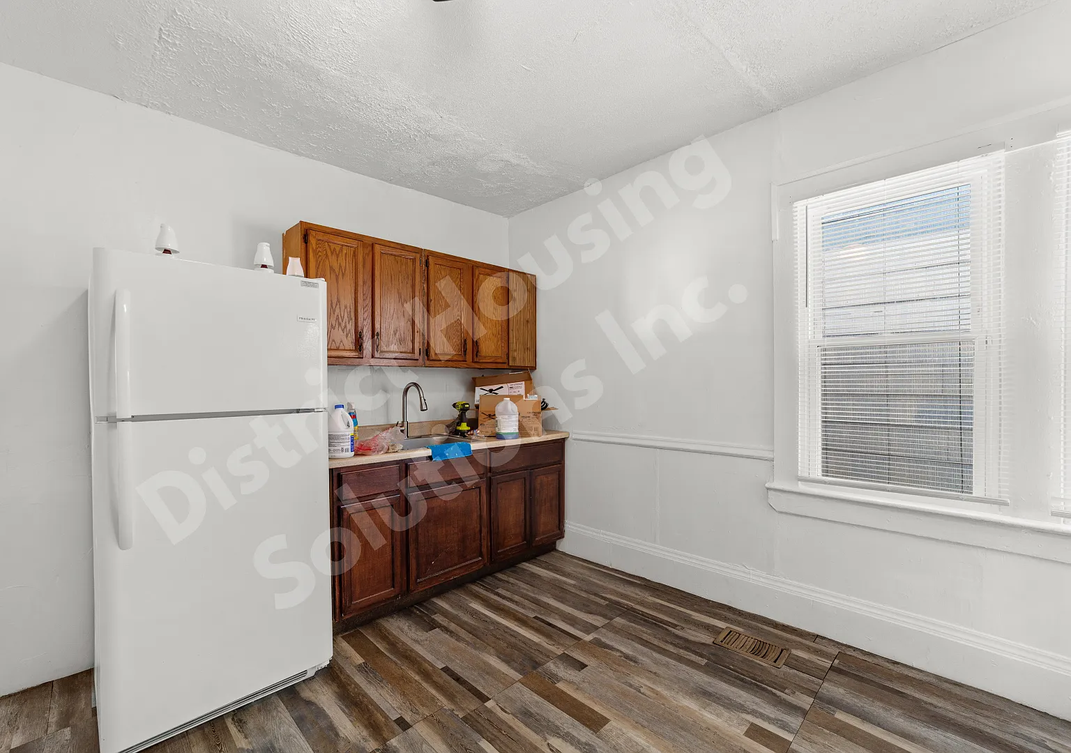 3 bed, 1272 sqft, $1,255 — Photo 3
