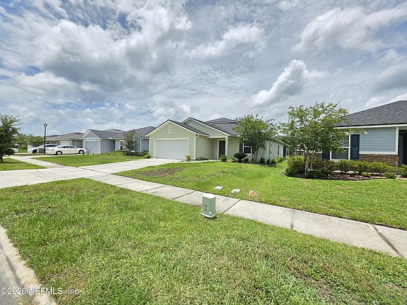 3rd image of 3051 GREYWOOD Lane