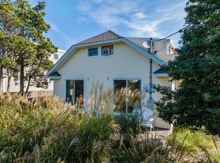 125 Oak St, Bay Shore, NY 11706