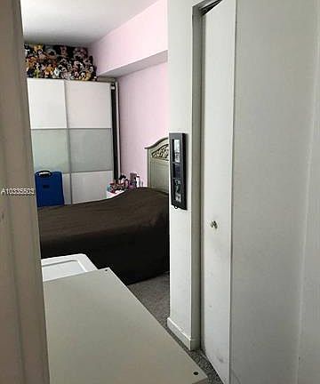 3rd image of 325 Biscayne Blvd #1822