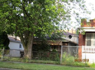 10520 S Corliss Ave, Chicago, IL 60628