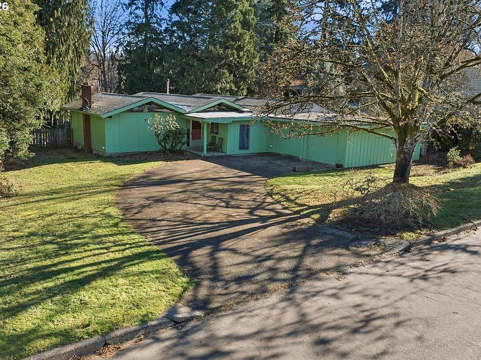 1st image of 12000 SW 116th Ave
