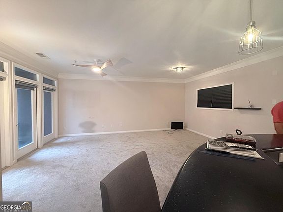 4th image of 400 17th St NW Unit 1212