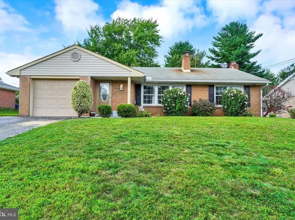3967 Bahn Ave, York, PA 17408