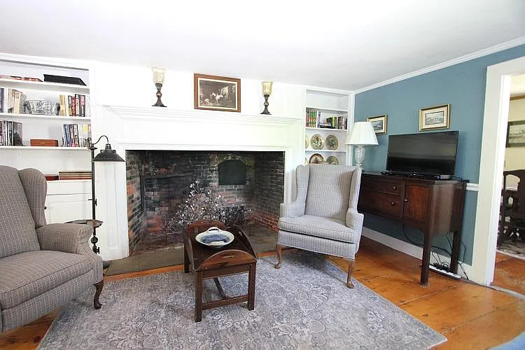 2828 Main St — Photo 9