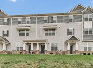 2720 Lily Ln, Rolling Meadows, IL 60008