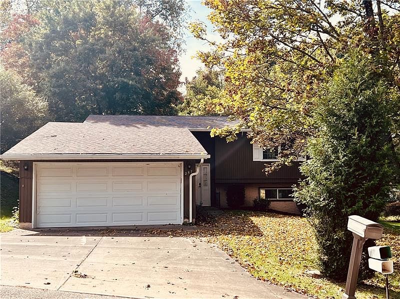 257 Davidson Dr, Charleroi, PA 15022 MLS 1626443 Zillow