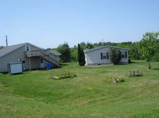 36261 Cedar Ridge Dr, Winona, MN 55987