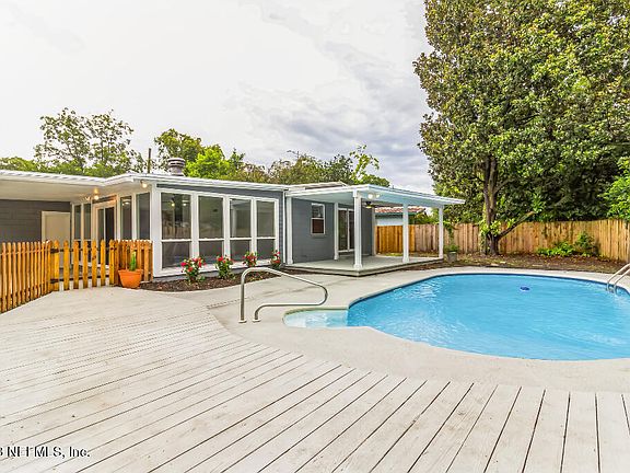 3rd image of 6318 AUTLAN Drive