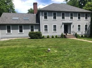 90 Sycamore Rd, Braintree, MA 02184