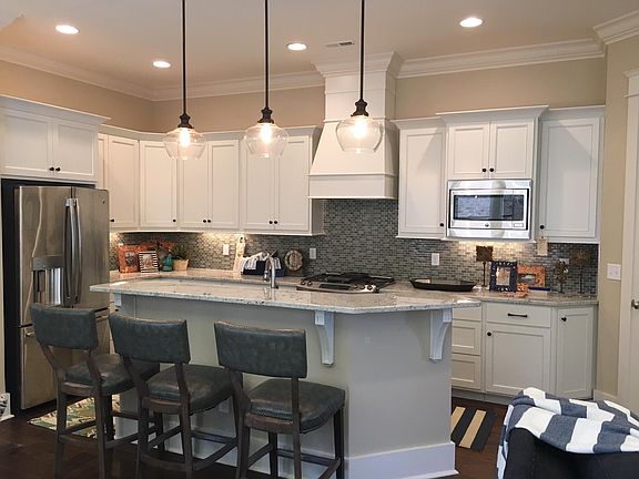 3rd image of 450 Alston Dr #37