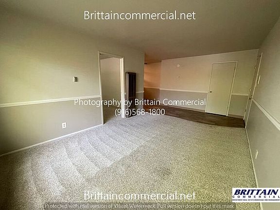 5th image of 5492 Carlson Dr APT 4